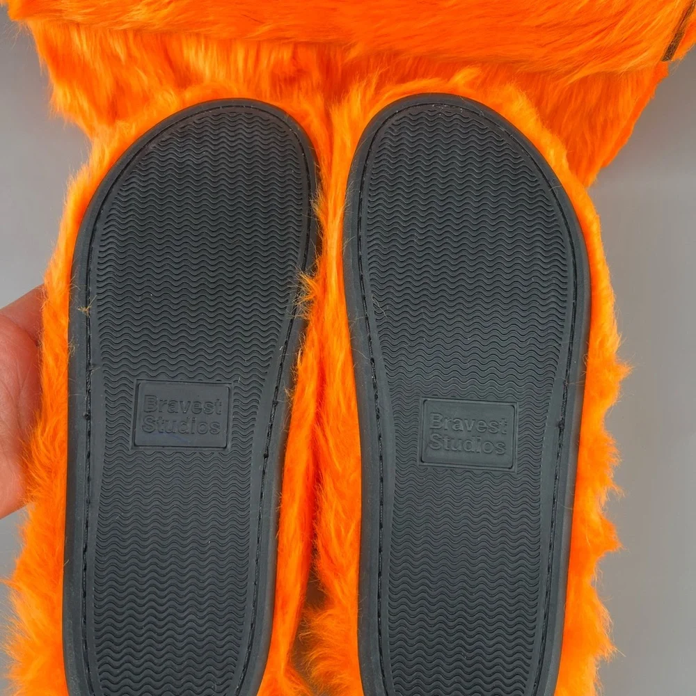 NWB Bravest Studios Orange Fuzzy Claw Slippers Sz 12